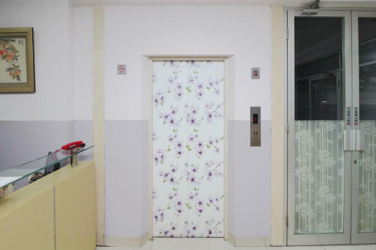Airy Eco Taman Sari Mangga Besar Raya 34a Guest house Jakarta